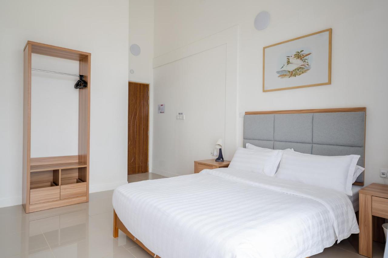 Hotel True South Addu City Exterior foto
