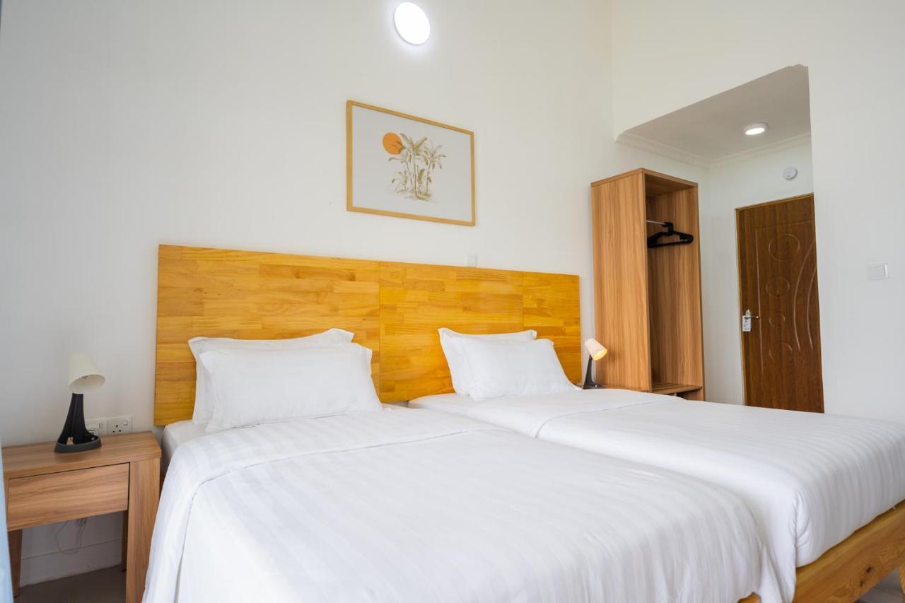 Hotel True South Addu City Exterior foto